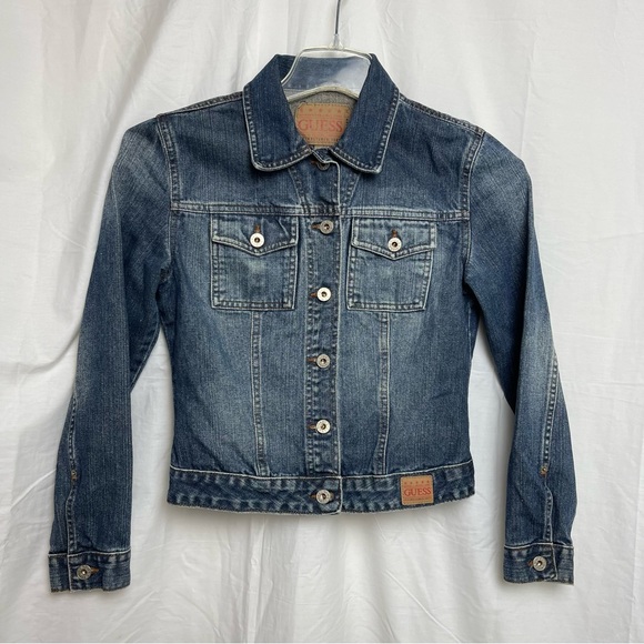 Guess Jean Denim Jacket Distressed Guess Patch 100% Cotton Layering Sz.Small - Picture 3 of 11